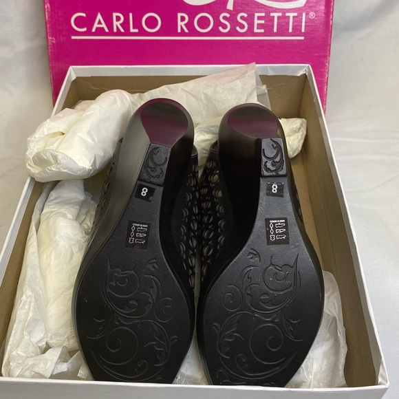 Sandals - Picture 4 of 4